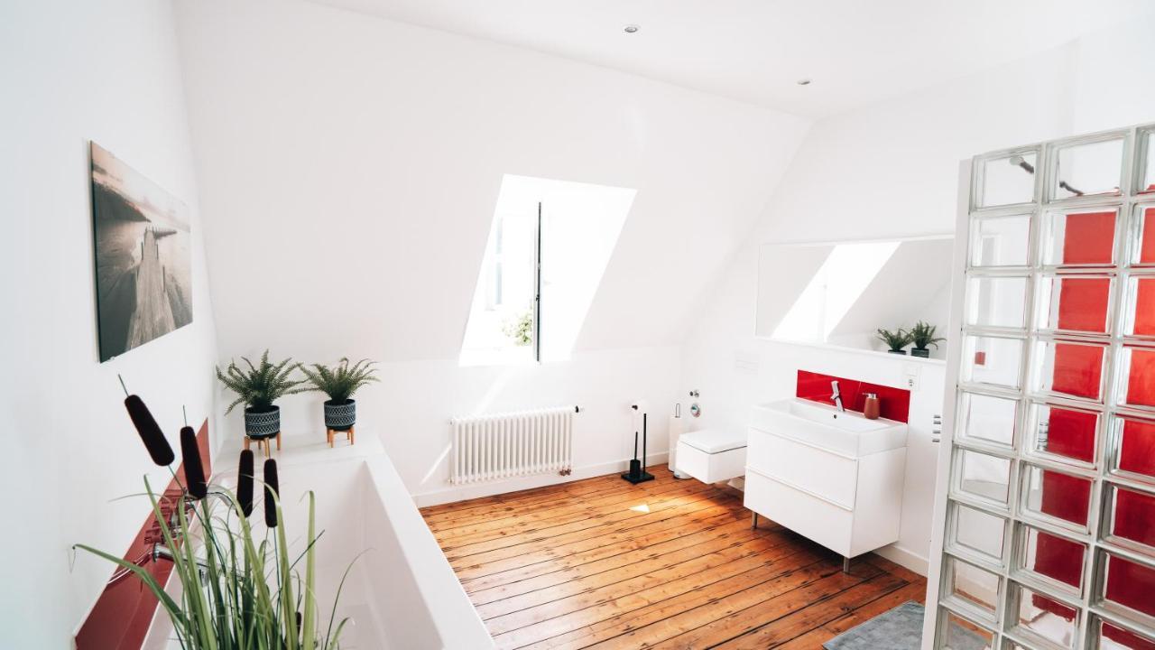 4-Schlafzimmer-Terrassensuite Oasis - Workspace Em-Apartments Deutschland Bielefeld Kültér fotó